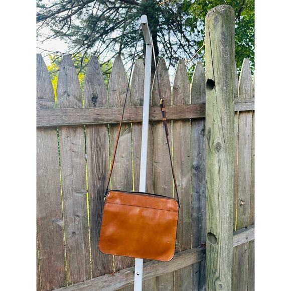 Patricia Nash NEW Brown Leather Crossbody Bag - Picture 3 of 6